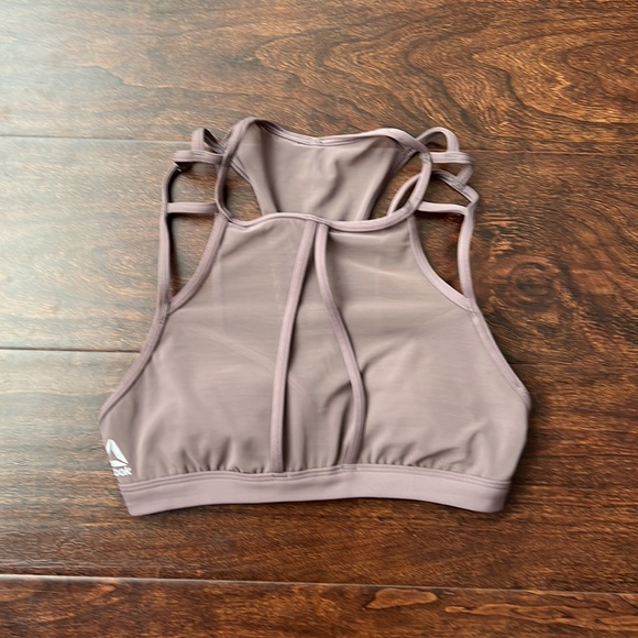 Reebok Sheer Caged Sports Bra - Picture 4 of 8